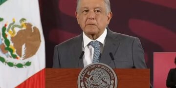 AMLO afirma que se está apoyado para que no cueste tanto la luz al pueblo