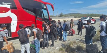 Autobús se avería sobre Carretera Victoria-Monterrey