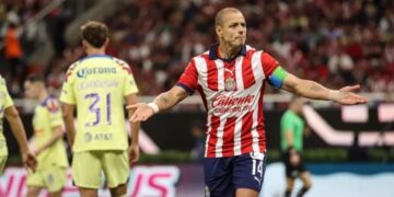 Chivas y América no se hacen daño en el estadio Akron