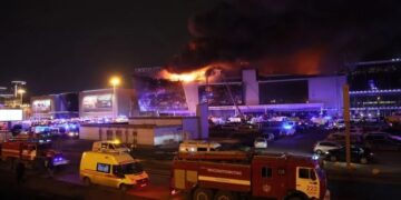 Dan cifra preliminar de muertos y heridos en ataque a sala de conciertos de Moscú