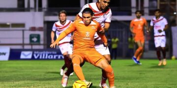 Correcaminos pierden ante Cimarrones y se alejan de la Liguilla