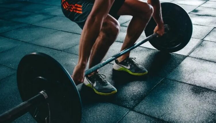 Ejercicio semanal de forma continua se relaciona con menor riesgo de insomnio, revela estudio