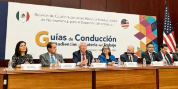 México avanza en su democracia: Ken Salazar