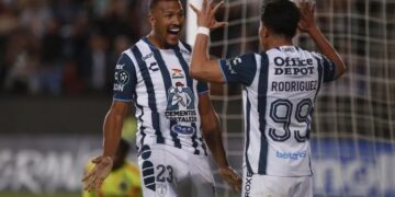 Con goleada, Pachuca avanza a cuartos de final de Concachampions