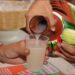 Conoce el trabajo del tlachiquero: el viejo oficio en torno al pulque