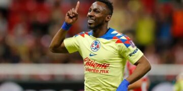 Ningún equipo nos puede parar: Quiñones tras goleada de América a Chivas