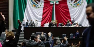 De aprobarse la reducción a 40 horas sería con esta modificación