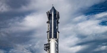 Cohete Starship de SpaceX despega con éxito pero se “pierde” cuando regresaba