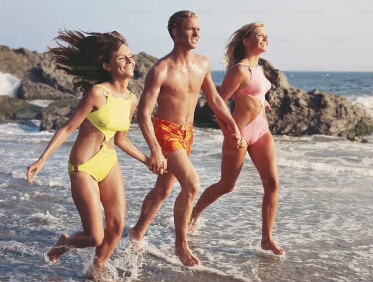 ¿Por qué tienes que lavar el traje de baño después de usarlo?