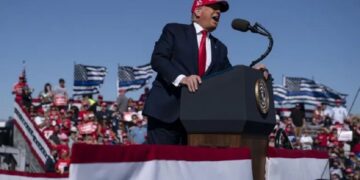 Donald Trump compara a migrantes con Hannibal Lecter