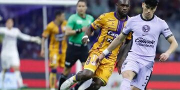 América le pega a San Luis y se acerca al liderato