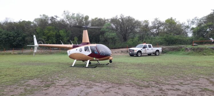 Envía gobernador del Estado apoyo aéreo a comunidades de Hidalgo