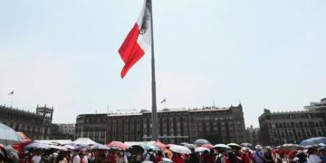 “Rescataron y salvaron la educación pública”: AMLO tras destacar lucha de la CNTE