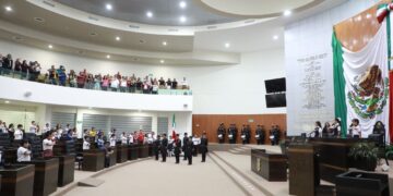Diputados por un día alzan la voz en contra el bullying y en favor del medio ambiente