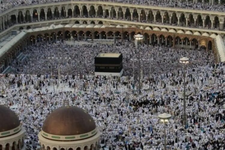 Más de 900 musulmanes mueren por calor extremo en peregrinación