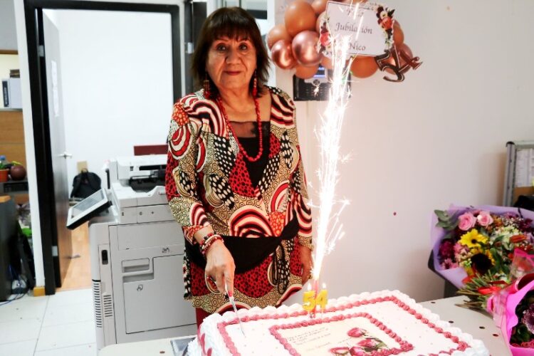 Tras 54 años de servicio, despide SSPT a empleada con mayor antigüedad