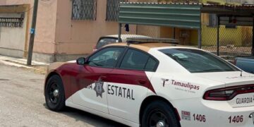 Niña de 13 años apuñala a su abuela