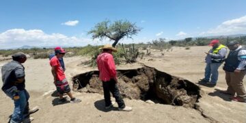 Inician trabajos para atender daños de grietas en Tula