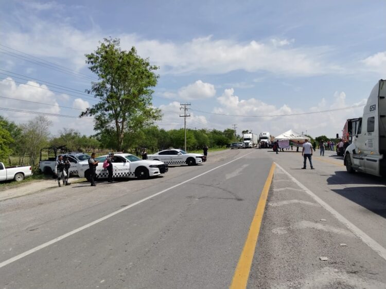 Alerta: Carretera Federal 101 continúa parcialmente cerrada por manifestación a la altura de San Fernando