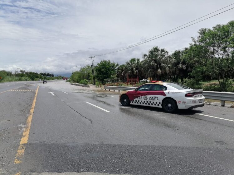 Alerta: circulación cerrada en carril de norte a sur en Carretera Federal 85