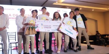 Premian a ganadores del Summer Camp Emprendedores CONALEP 2024