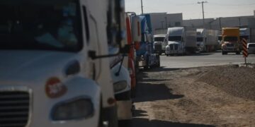 Convocan a paro nacional de transportistas para este viernes