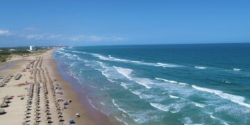 Limpian de hidrocarburo las playas de Tamaulipas