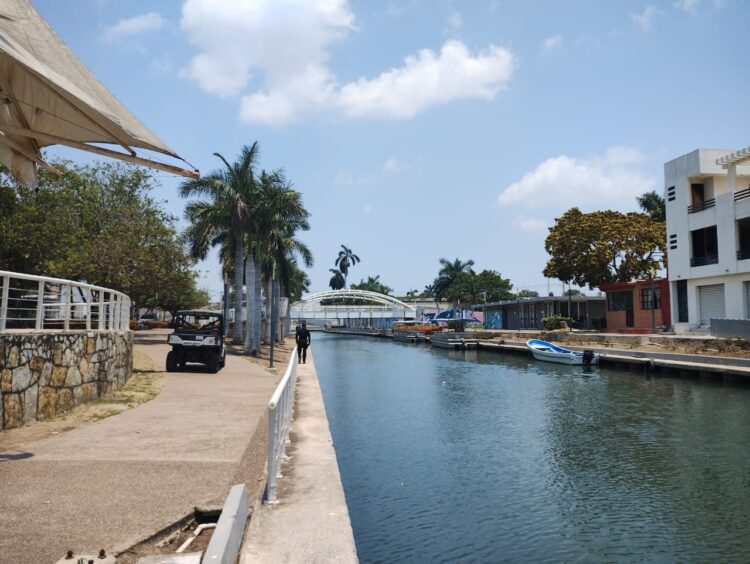 Guardia Estatal previene accidentes por práctica de parkour en Tampico