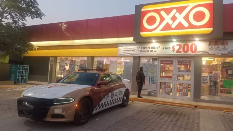 Guardia Estatal mantiene proximidad en negocios locales y tiendas de autoservicio