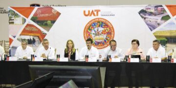 Destaca Dámaso Anaya apoyo de directivos para la transformación de la UAT