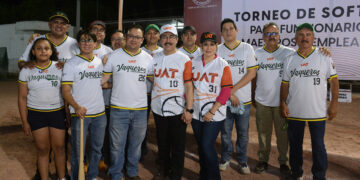Inaugura el rector Dámaso Anaya el Torneo de softbol para Funcionarios, Maestros y Empleados de la UAT