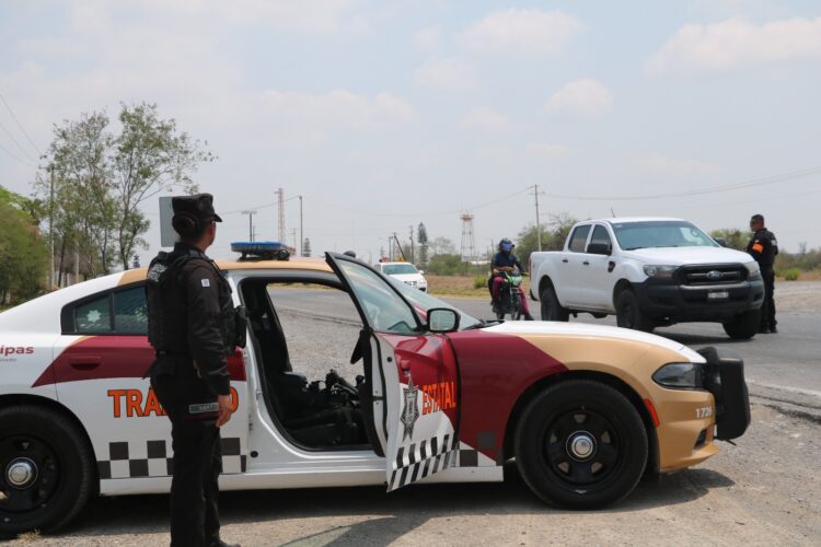 Aplica Tránsito Estatal Operativo Carrusel en Carretera Rumbo Nuevo