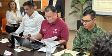 Define SST acciones para mantener bajo control dengue y brotes diarreicos