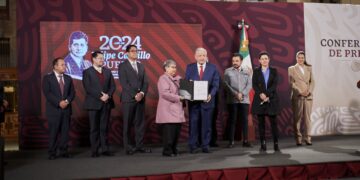 Inicia la entrega de complementos del fondo de pensiones para el bienestar