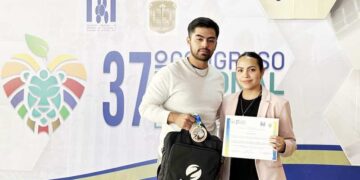 Estudiantes de la UAG de Nutrición destacan en Congreso Nacional