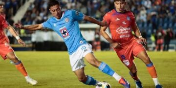 Cruz Azul vence con un gol agónico a Mazatlán FC