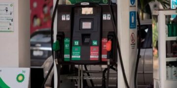 Hacienda quita estímulo a diésel y baja apoyo a gasolina Magna
