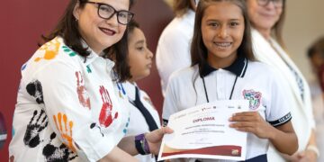 Reconocen a estudiantes y docentes sobresalientes en la Olimpiada del Conocimiento Infantil