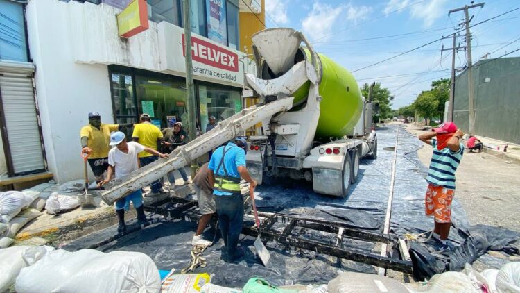 Obras de pavimentación y bacheo de calles en Victoria no se detienen