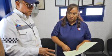 Sanciona Tránsito a empresa que infringió señalización vial