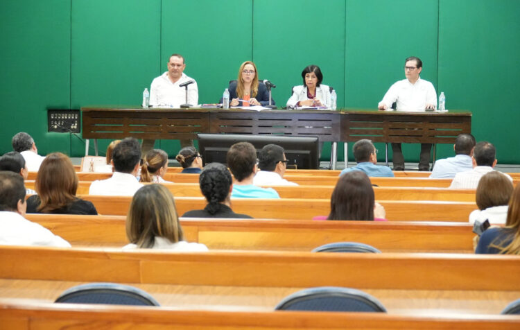 Actualiza la UAT a su personal administrativo en materia de normatividad y rendición de cuentas