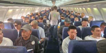 Trasladan desde CEDES de Tamaulipas a 68 personas privadas de la libertad a CEFERESOS