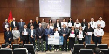 UAG reconocen a profesores destacados en innovación