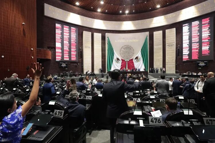 Diputados aprueban reforma de aumento anual al salario mínimo por encima de la inflación