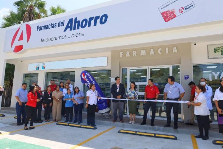 Inaguran la segunda sucursal de Farmacia del Ahorro de nueve que se instalarán en Cd.Victoria