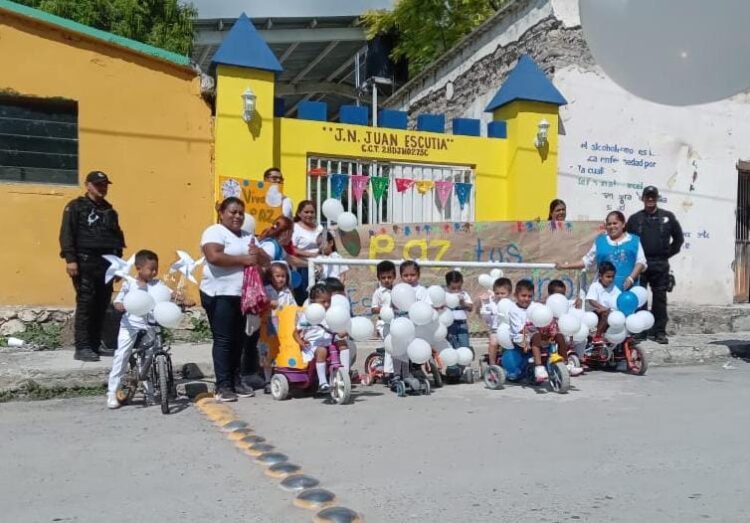 Garantiza Guardia Estatal seguridad de estudiantes en caminata por el Día Mundial de la Paz
