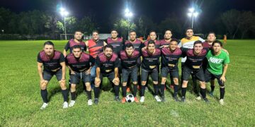 Vence equipo varonil de la SSPT a Secretaría del Trabajo en partido de la Copa Gobernador