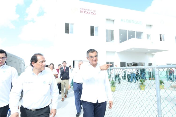 Inaugura Américo albergue y residencia en hospital de Matamoros durante enlace con el presidente AMLO