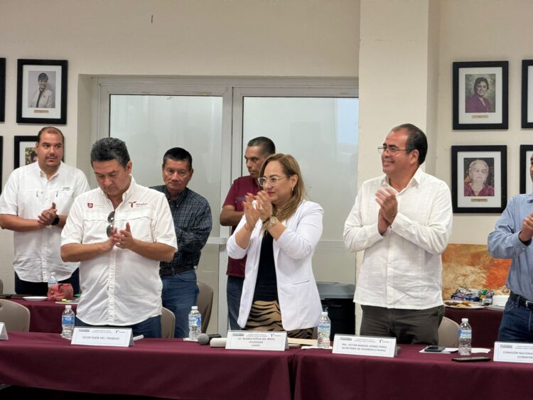Reconocen productores del campo trabajo de Lalo Gattás