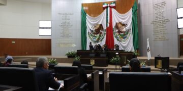 Aprueba Congreso reformas que eliminan voto de Ayuntamientos para modificar la Constitución